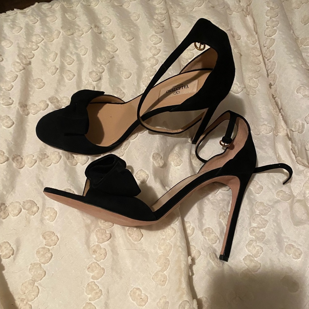Valentino black heels